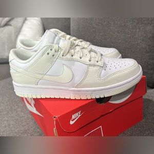 Women’s Nike dunk